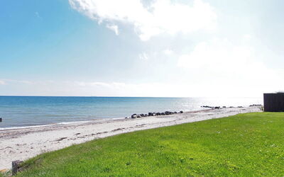 Salme - 100M from the Sea