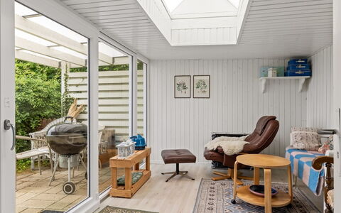 Tekla - 70M to the Fjord: Möbel, Interior Design, Flooring, Holz, Fussboden, Decke, Zuhause, Holzboden, Beleuchtung, Wohnzimmer