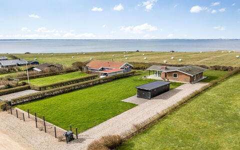 Kirsa - 200M to the Fjord: Dach, Haus, Grundstueck, Zuhause, Hütte, Estate, Gartenbauten, Schatten, Blockhaus, Landscaping