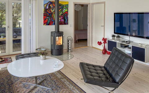 Telma - 200M from the Sea: Möbel, Interior Design, Flooring, Fussboden, Wohnzimmer, Holz, Holzboden, Couch, Zuhause, Zimmer