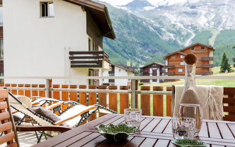 Anatas: Flooring, Interior Design, Holz, Fussboden, Treppe, Decke, Holzbeize, Holzboden, Hartholz, Geländer