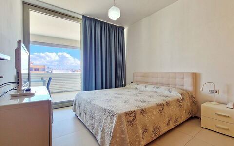 Suite Le Vele: Flooring, Fussboden, Interior Design, Holz, Decke, Wohnung, Zimmer, Schlafzimmer, Bett, Bettdecke