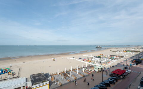 Blankenberge 152: Himmel, Wolke, Wasser, Strand, Gewässer, Fahrzeug, Horizont, Auto, Stadt
