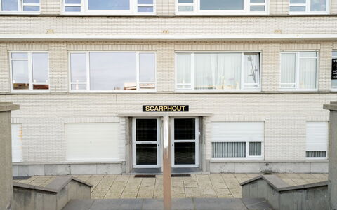Blankenberge 152: Daytime, Fenster, Gebäude, Nachbarschaft, Materialeigenschaft, Wohngebiet, Tür, Fassade, Grundeigentum