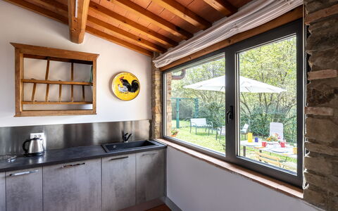 Casa Bosco D'arte Holiday Home , Greve In Chianti,: Holz, Interior Design, Zuhause, Möbel, Flooring, Küche, Countertop, Decke, Holzbeize, Spüle
