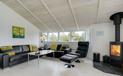 Thove - 600M from the Sea: Interior Design, Möbel, Flooring, Couch, Decke, Fussboden, Holz, Wohnzimmer, Light Fixture, Zimmer