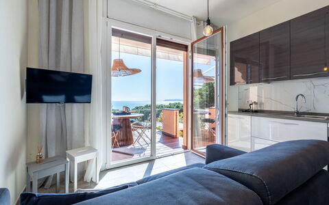 Casa Clio: Möbel, Fussboden, Wohnung, Stuhl, Hartholz, Couch, Holzboden, Wohnzimmer, Holzbeize