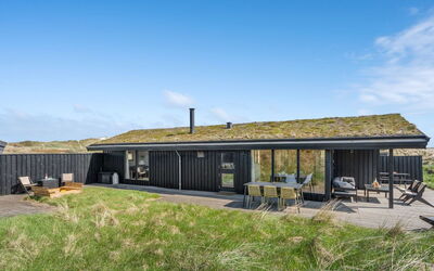 Ilmari - 190M from the Sea