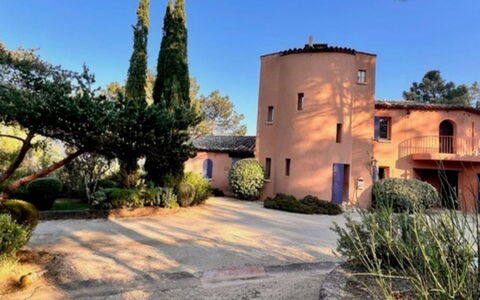 La Tourelle des Ocres: Strauch, Estate, Landscaping, Hazienda, Villa