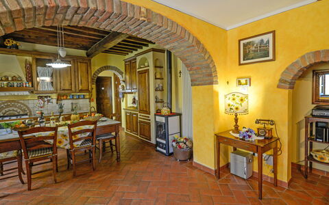 Il Farinaio: Tabelle, Himmel, Möbel, Geschirr, Gebäude, Interior Design, Gartenmöbel, Veranda, Schatten, Stuhl
