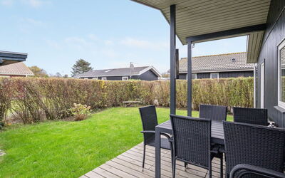 Maybrit - 50M from the Sea