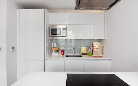 Avant-Garde, Shoreditch: Gebäude, Cabinetry, Eigentum, Küchengerät, Countertop, Haus, Haushaltsgerät, Kühlschrank, Rechteck