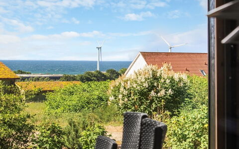 Liesel - 700M from the Sea: Dachdecken, Hütte, Haus, Dach, Zuhause, Bauernhaus, Hütte, Estate, Dorf