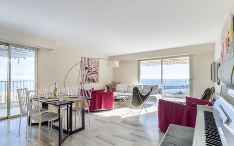Les Miradors: Möbel, Fenster, Gebäude, Holz, Stuhl, Tabelle, Interior Design, Wohnzimmer, Flooring, Fussboden