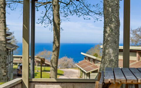 Agga - 500M from the Sea: Estate, Schatten, Auffahrt, Bauernhaus
