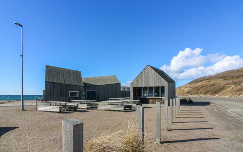 Agga - 500M from the Sea: Estate, Schatten, Auffahrt, Bauernhaus