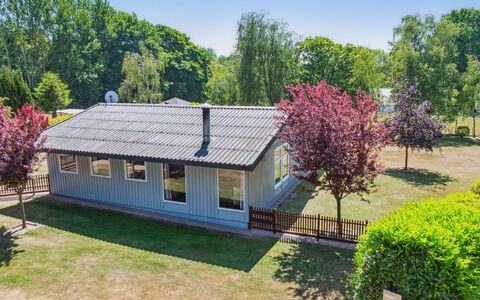 Carena - 1.8Km from the Sea: Wohngebiet, Dach, Vorort, Auffahrt, Estate, Kamin