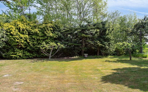 Konrad - 700M from the Sea: Dach, Haus, Zuhause, Hütte, Abstellgleis, Estate, Auffahrt, Gartenbauten, Garten, Schuppen