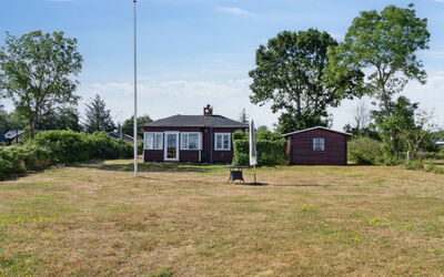 Mirkka - 50M from the Sea