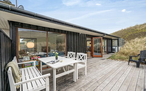 Eyla - from the Sea: Die Architektur, Dach, Zuhause, Verbundwerkstoff, Daylighting, Abstellgleis, Auffahrt