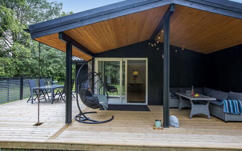 Gudrid - 250M to the Fjord: Die Architektur, Dach, Zuhause, Verbundwerkstoff, Daylighting, Abstellgleis, Auffahrt