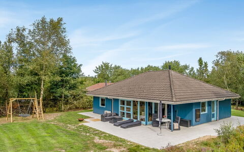 Chiuvana - 1.2Km from the Sea: Haus, Dach, Zuhause, Hütte, Schuppen, Gartenbauten, Abstellgleis, Garten, Blockhaus, Hütte