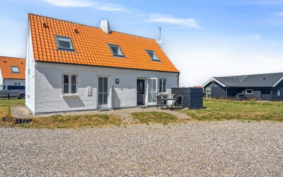 Kanutte - 200M from the Sea