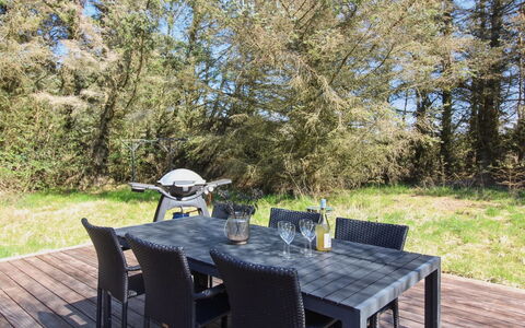 Maiti - 300M from the Sea: Möbel, Gartenmöbel, Tabelle, Stuhl, Tisch Im Freien, Küche & Esszimmer Tisch, Schatten, Garten, Terrasse, Eco Hotel