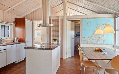 Franzisca - 700M from the Sea: Interior Design, Flooring, Möbel, Fussboden, Küche, Holz, Decke, Light Fixture, Countertop, Stuhl