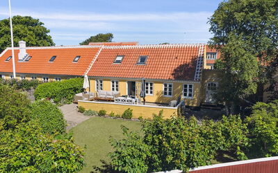Algeth - 200M from the Sea
