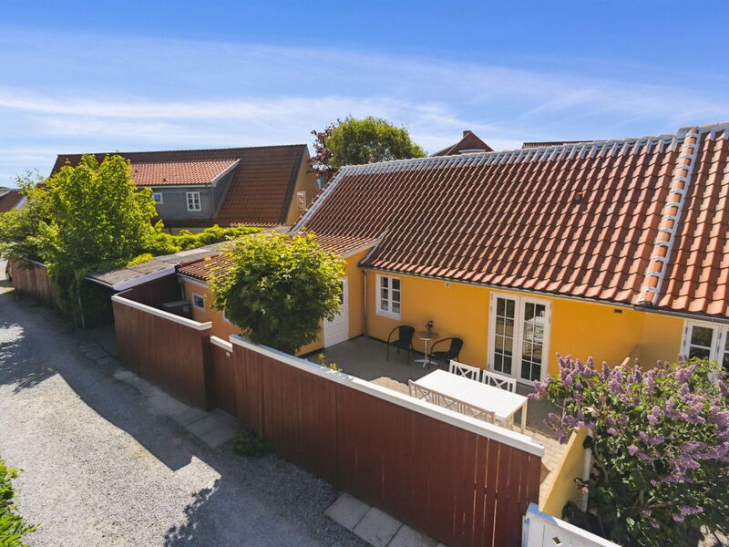 Algeth - 200M from the Sea