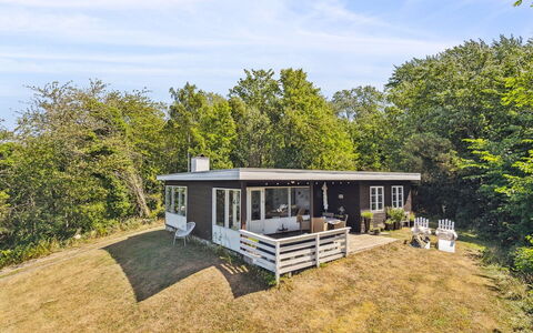 Yasha - 200M from the Sea: Holz, Dach, Die Architektur, Zuhause, Haus, Hütte, Abstellgleis, Hartholz, Steigung, Estate