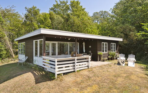 Yasha - 200M from the Sea: Holz, Dach, Die Architektur, Zuhause, Haus, Hütte, Abstellgleis, Hartholz, Steigung, Estate