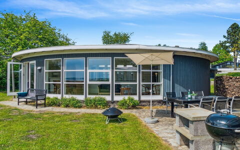 Vemund - 100M to the Fjord: Schatten, Garten, Rasen, Garten, Landscaping, Design, Outdoor Struktur, Pavillon, Park, Gartenbauten