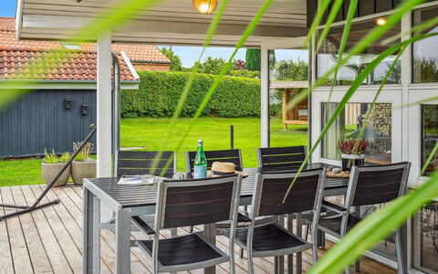 Hjalmsvider - 300M from the Sea: Möbel, Holz, Gartenmöbel, Stuhl, Tabelle, Veranda, Küche & Esszimmer Tisch, Tisch Im Freien, Flooring, Deck