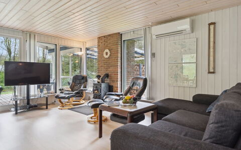 Erlar - 30Km from the Sea: Dachdecken, Hütte, Haus, Dach, Zuhause, Bauernhaus, Hütte, Estate, Dorf