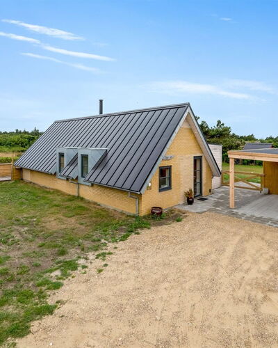 Thorid - 800M from the Sea