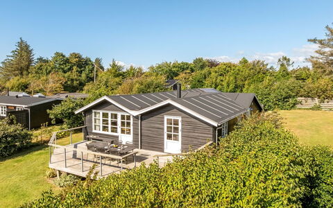 Engelbertine - 210M to the Fjord: Die Architektur, Dach, Zuhause, Verbundwerkstoff, Daylighting, Abstellgleis, Auffahrt