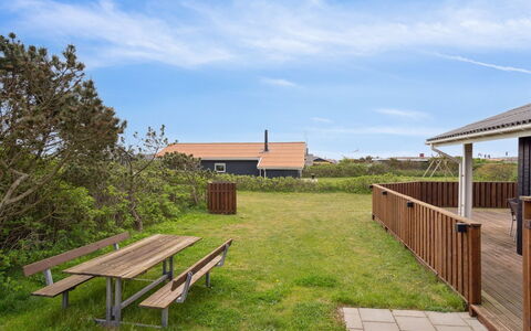 Wolter - 700M from the Sea: Haus, Dach, Zuhause, Hütte, Schuppen, Gartenbauten, Abstellgleis, Garten, Blockhaus, Hütte