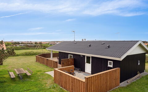 Wolter - 700M from the Sea: Haus, Dach, Zuhause, Hütte, Schuppen, Gartenbauten, Abstellgleis, Garten, Blockhaus, Hütte