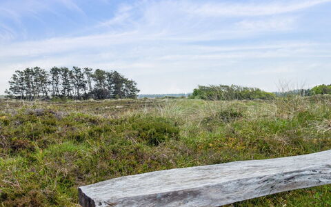 Myrte - 900M from the Sea: Möbel, Interior Design, Flooring, Holz, Fussboden, Decke, Holzboden, Stuhl, Tabelle, Beleuchtung