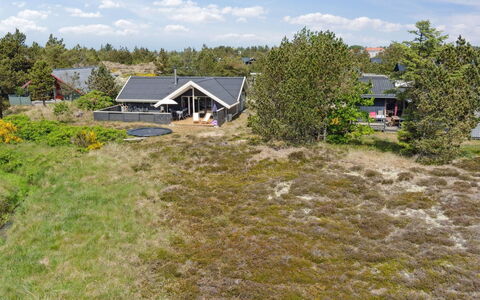 Myrte - 900M from the Sea: Möbel, Interior Design, Flooring, Holz, Fussboden, Decke, Holzboden, Stuhl, Tabelle, Beleuchtung