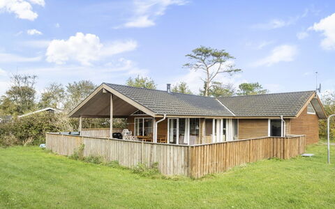 Frieda - 250M from the Sea: Dachdecken, Hütte, Haus, Dach, Zuhause, Bauernhaus, Hütte, Estate, Dorf