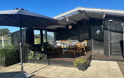 Freding - 450M from the Sea: Dach, Schatten, Blumentopf, Markise, Tisch Im Freien, Stuhl, Outdoor Struktur, Gartenmöbel, Garten, Deck