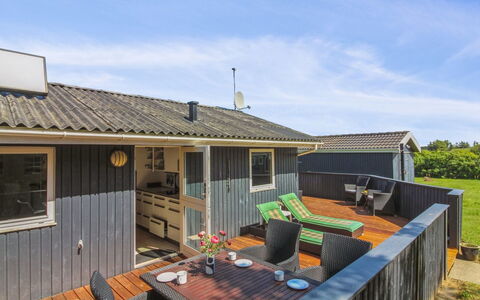 Wisti - 600M from the Sea