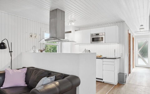 Ingebore - 700M from the Sea: Flooring, Interior Design, Fussboden, Holz, Möbel, Decke, Küche, Holzboden, Küchengerät, Haushaltsgerät