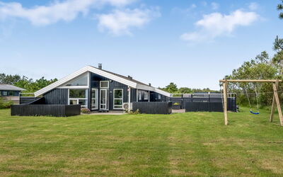 Apelone - 800M from the Sea