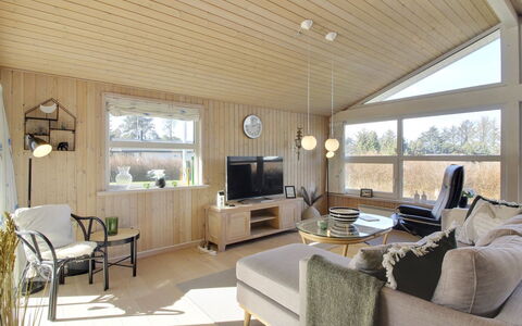 Fridhild - 875M from the Sea: Interior Design, Flooring, Möbel, Holz, Decke, Couch, Wohnzimmer, Fussboden, Light Fixture, Zimmer