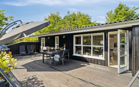 Felippa - from the Sea: Dachdecken, Hütte, Haus, Dach, Zuhause, Bauernhaus, Hütte, Estate, Dorf