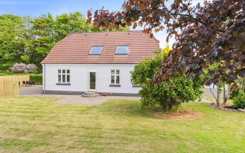 Essie - 20Km from the Sea: Holz, Dach, Die Architektur, Zuhause, Haus, Hütte, Abstellgleis, Hartholz, Steigung, Estate